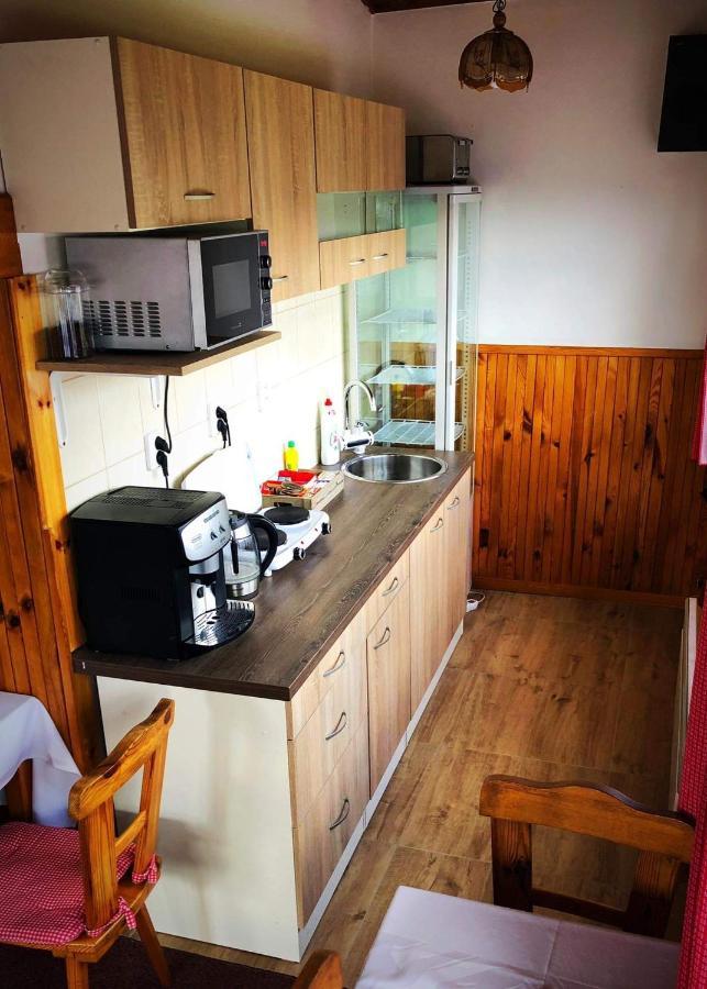 Hostinec Selsky Dvur Zbiroh エクステリア 写真